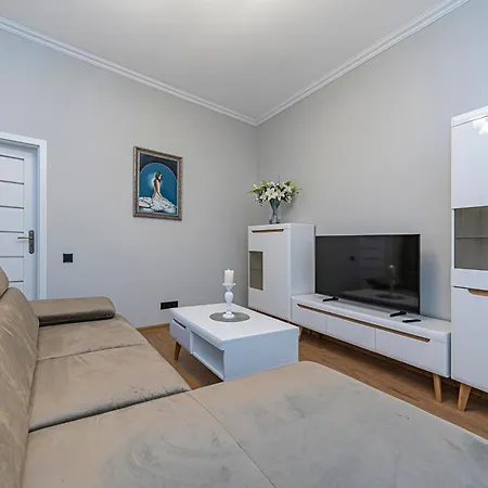 Apartment The Comfort #2 By Polo