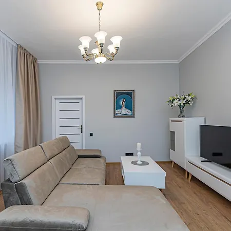 Apartment The Comfort #2 By Polo *